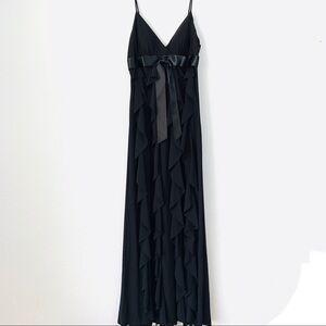 Caché EUC Long Ruffle Dres Size 2